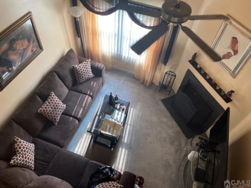 102 Lawrence St, New Brunswick, NJ 08901