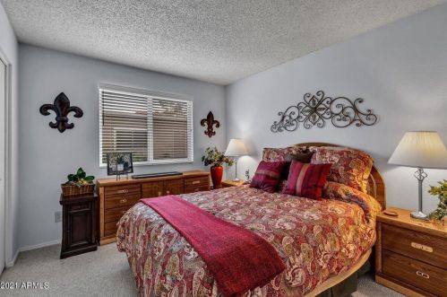 10148 Minnesota Ave, Chandler AZ 85248-6633 exterior