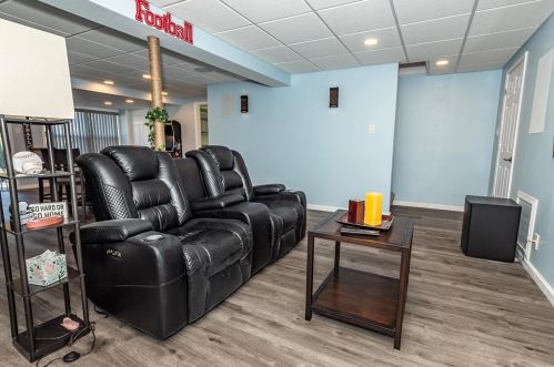 6066 Southcrest Way, Saint Louis MO 63129-2380 exterior