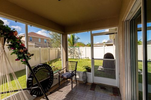 5690 Pine Trail Cir, Fort Pierce FL exterior