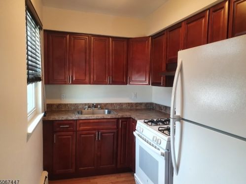 180 Atlantic St, Paterson, NJ 07503-2956