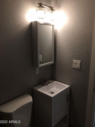 4115 18 Dr, Phoenix AZ 85007-2431 exterior