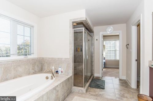 8106 Ashton St, Alexandria VA 22309-1345 exterior