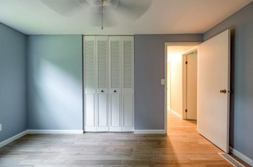 134 Crestwood Dr, Pittsburgh PA  15209-1008 exterior