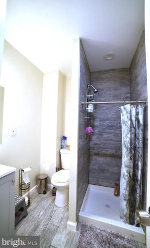 1410 6 St, Philadelphia PA 19147-5841 exterior