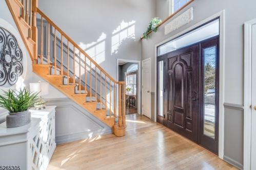 55 Grandview Ave, Berkeley Heights, NJ 07922-1476