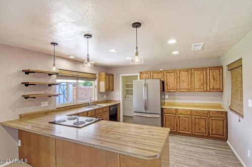 11215 37 Ave, Phoenix AZ 85029-3108 exterior