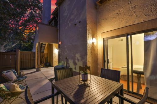 2086 Foxhall Loop, San Jose CA  95125-5986 exterior