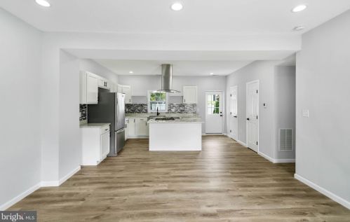 4912 Nannie Helen Burroughs Ave, Washington DC  20019-4817 exterior