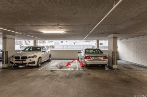 1631 Kapiolani Blvd, Honolulu HI  96814-4718 exterior