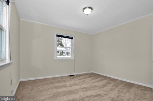 15 Downing Rd, Trenton NJ 08628-3207 exterior