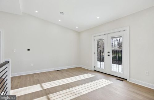 401 Boyd Ave, Silver Spring MD 20912-5404 exterior