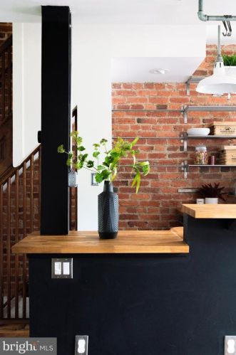 761 Hobart Pl, Washington DC 20001-3811 exterior