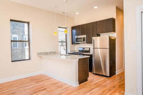 1630 Cermak Rd, Chicago IL 60623-2902 exterior