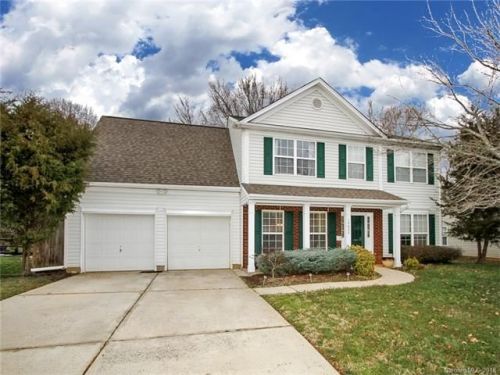 12622 Ivey Crk Dr, Charlotte NC  28273-8876 exterior