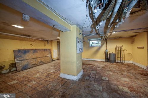 6638 Greene St, Philadelphia PA 19119-3114 exterior