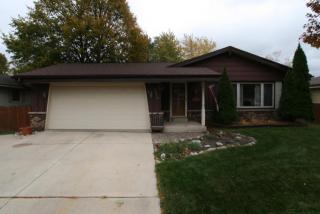 3976 72nd St, Milwaukee WI  53220-2347 exterior