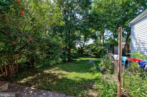 220 James St, Lancaster PA 17603-2810 exterior