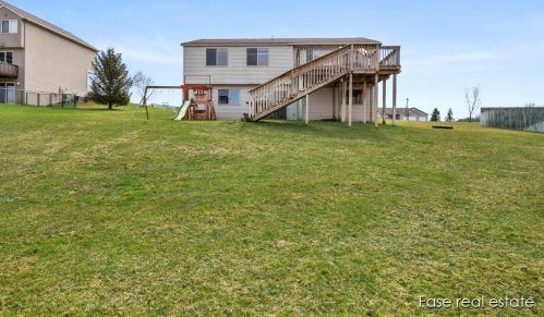 2155 Avalon Vw Dr, Cedar Springs MI 49319-7926 exterior