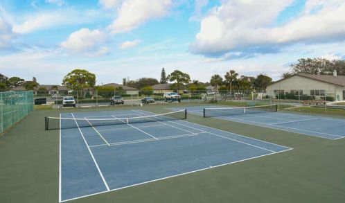 1719 Royal Tern Ln, Fort Pierce FL 34982-8012 exterior