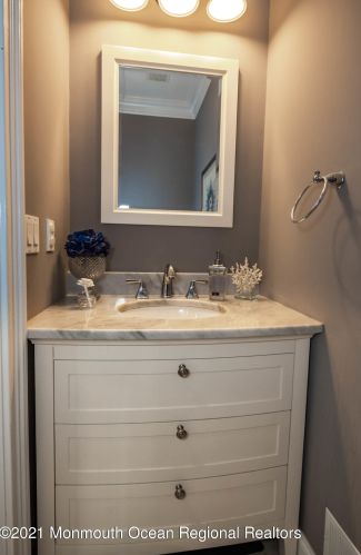 64 Poplar Ave, Red Bank NJ exterior