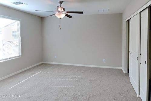 8023 Albeniz Pl, Phoenix AZ  85043 exterior