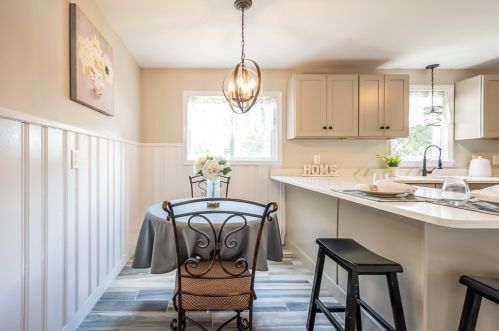 30 Locust Ave, Worcester MA  01604-6020 exterior