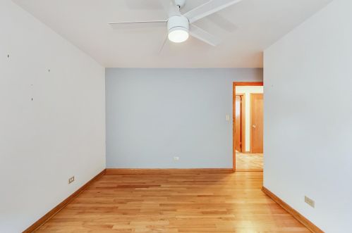 8336 Berwyn Ave, Chicago IL 60656-1430 exterior