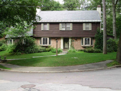 21 Stony Brae Rd, Newton, MA 02461-1707