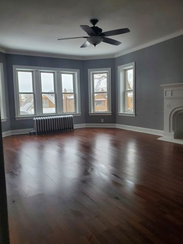 8746 Dante Ave, Chicago IL exterior