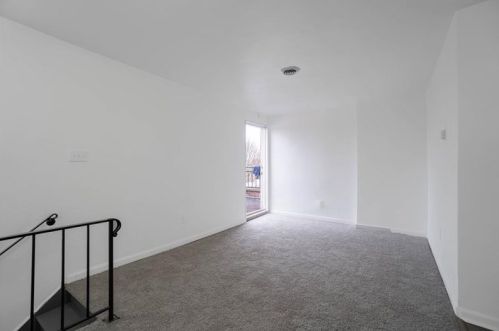 1908 Monongahela Ave, Pittsburgh PA 15218-2467 exterior