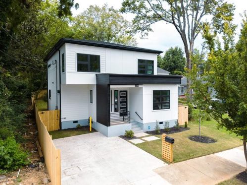 833 Humphries St, Atlanta GA  30310-2165 exterior