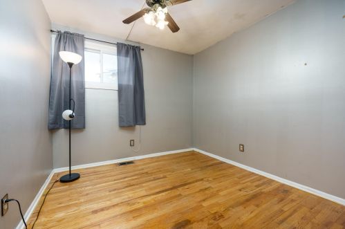 6337 Hampton St, Kalamazoo MI 49024-2530 exterior