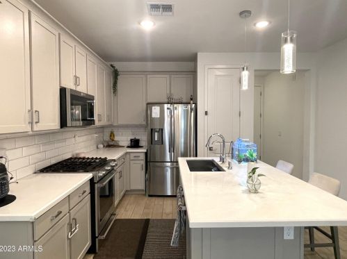 838 Gail Dr, Chandler AZ  85225-1715 exterior