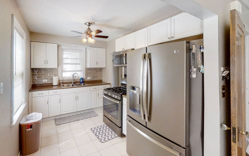 2916 Meade Ave, Chicago IL 60634-5024 exterior