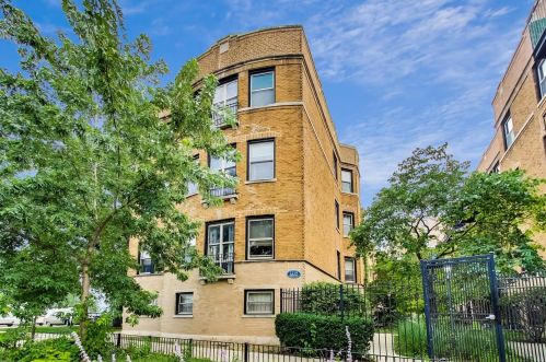 1221 Greenleaf Ave, Chicago, IL 60626-2918