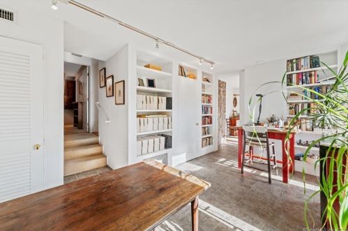 76 Davenport Rd, Roxbury CT 06783-1000 exterior