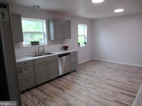 1547 Farmington Ave, Pottstown PA 19464-1401 exterior