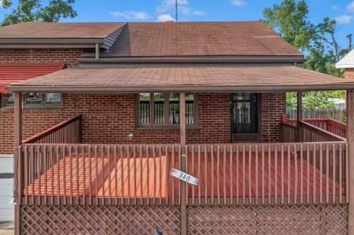 340 Meadowlark Ln, Pittsburgh PA  15122-2527 exterior