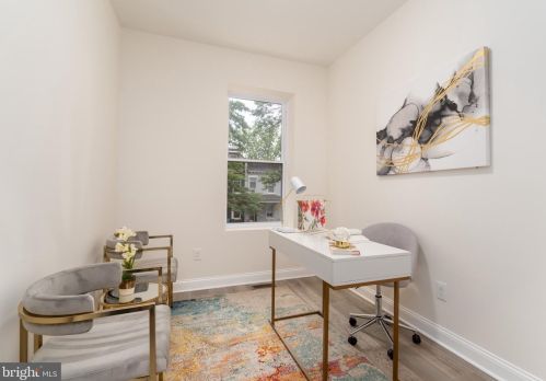 624 Kenyon St, Washington DC  20010-2910 exterior