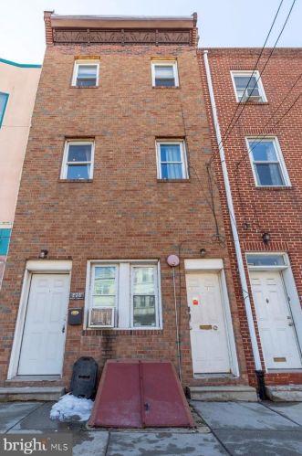 238 Girard Ave, Philadelphia PA  19123-3928 exterior