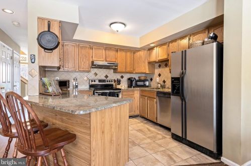 218 Northbrook Dr, Media PA 19063-5124 exterior