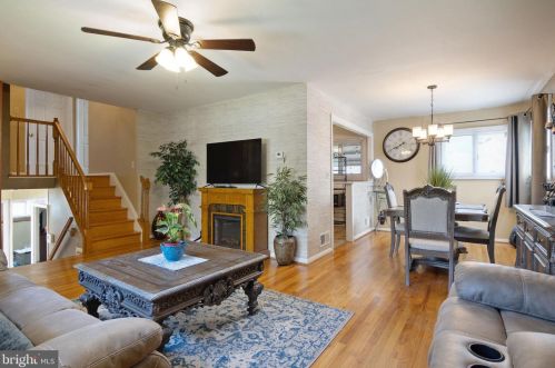 215 Ridgely Rd, Glen Burnie MD 21061-4513 exterior