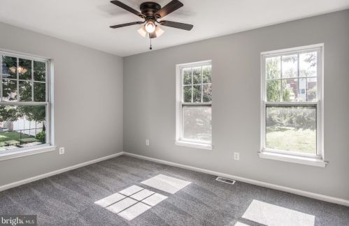 1915 Franklin St, Philadelphia PA 19122-2015 exterior