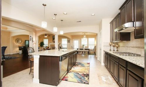 8118 12 Fairway Ln, Humble TX 77346-1716 exterior