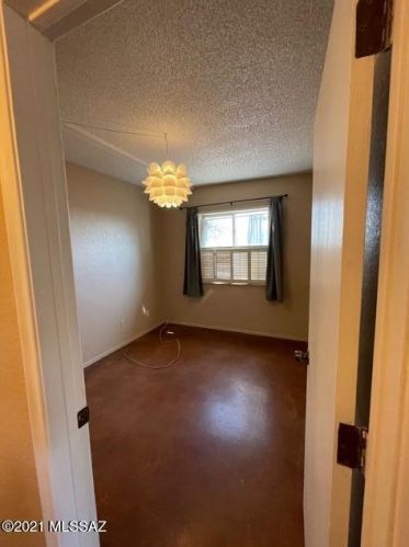 5276 Camino De Ln Tierra, Tucson AZ 85746-1018 exterior