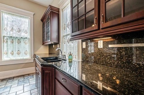 824 Briarcliff Pl, Atlanta GA 30306-3902 exterior