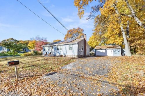 87 Thorpe Ave, Meriden, CT 06450-4839