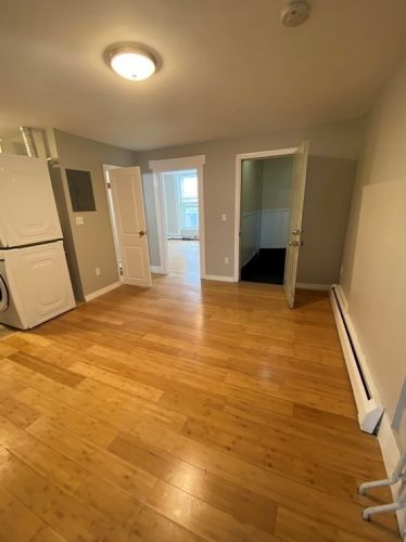 306 Sumner St, Boston MA 02125 exterior