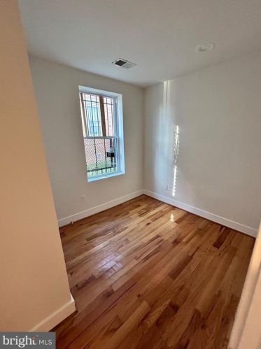 58 Galveston Pl, Washington DC 20032-2049 exterior